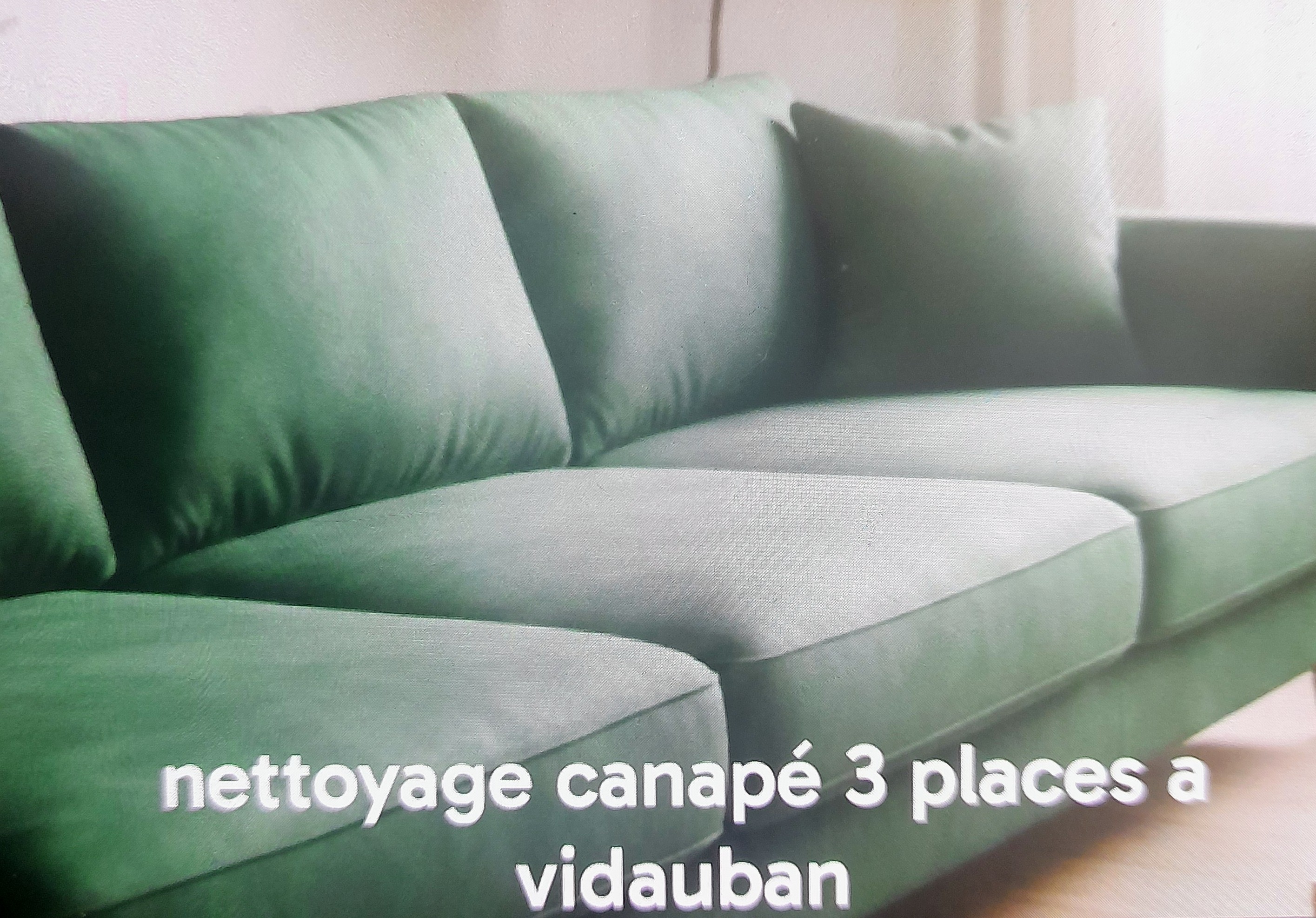 Nettoyage canapé 3 places